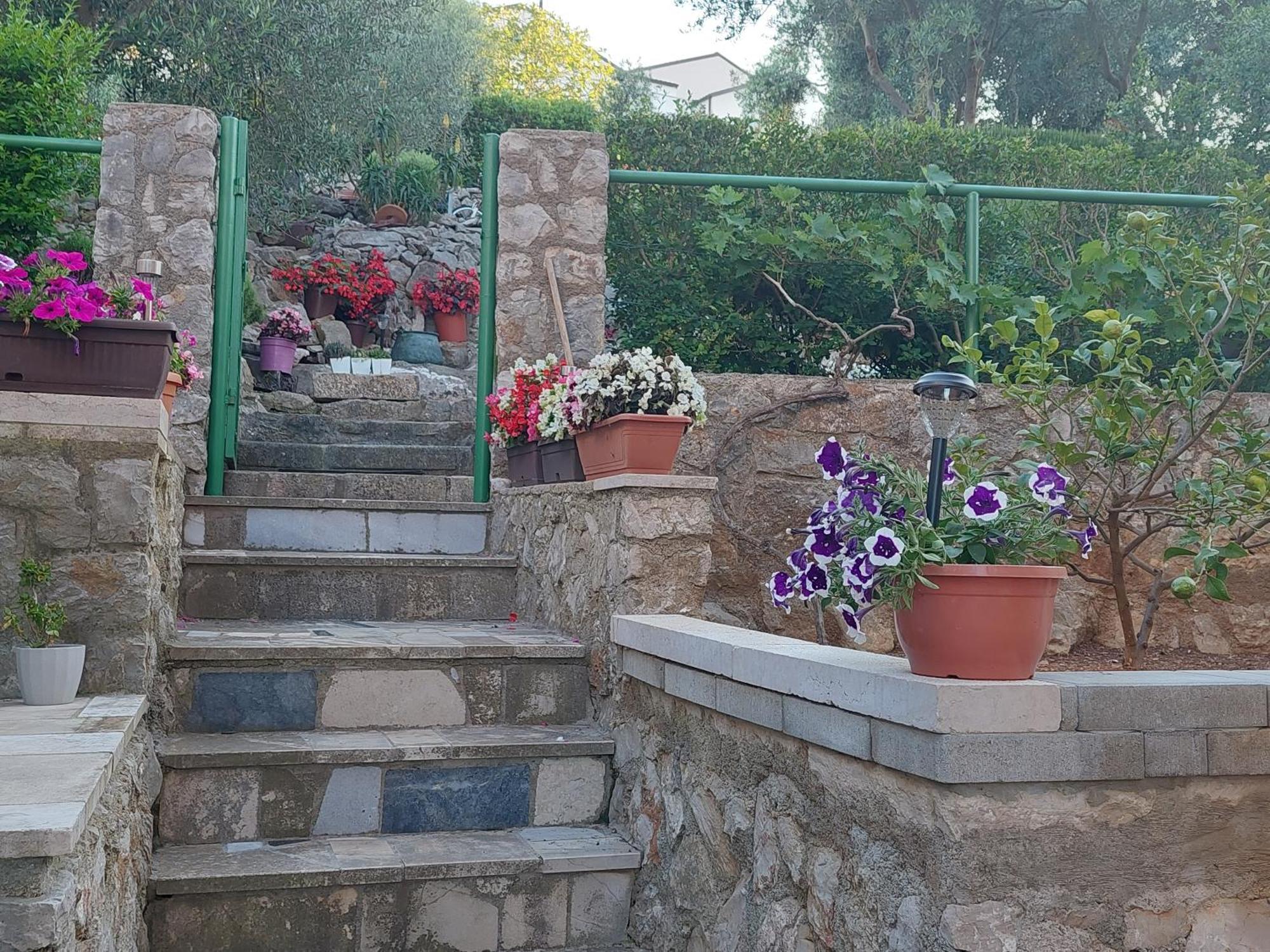 Apartments Suncica Mali Losinj Luaran gambar